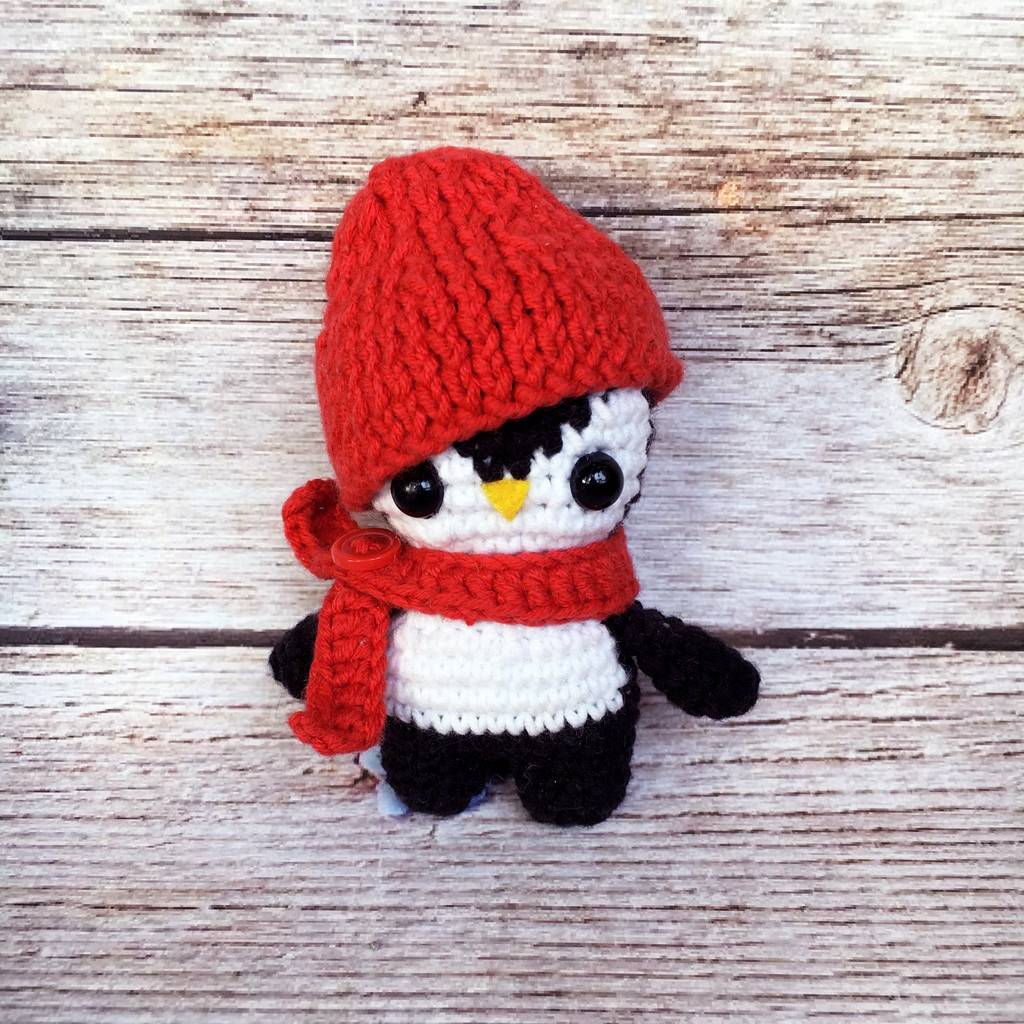 Пингвинчик в шапочке, фото, картинка, схема, описание, бесплатно, крючком, амигуруми