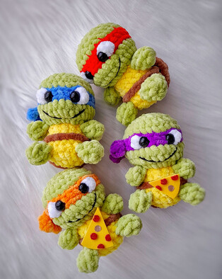 PDF Черепашки-Ниндзя схема вязаной игрушки крючком