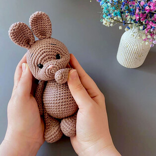 PDF Зайка схема вязаной игрушки крючком